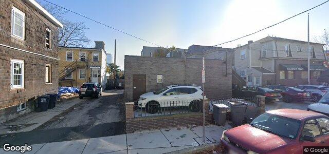 Larawan ng 825 Cambridge Street sa Winnipeg, Manitoba