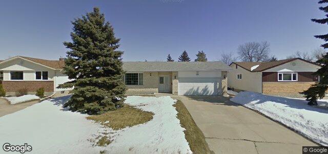 15 Lake Park Drive ਦੀ ਫੋਟੋ, ਵਿਨੀਪਿਗ, ਮੈਨੀਟੋਬਾ