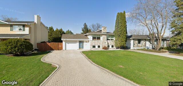 Photo of 15 Park Terrace Drive in Winnipeg, Manitoba