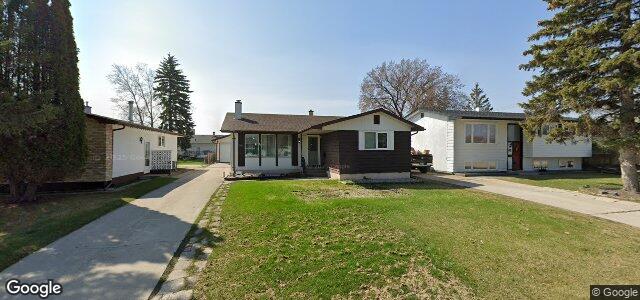 Larawan ng 16 D'Orsay Place sa Winnipeg, Manitoba