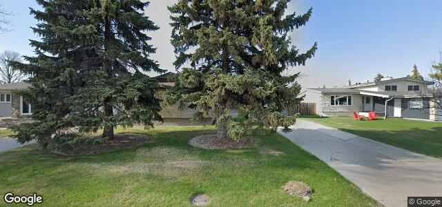 Photo of 35 Shoreview Bay in Winnipeg, Manitoba