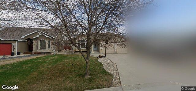 Larawan ng 100 Copperstone Crescent sa Winnipeg, Manitoba