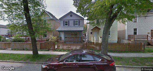 Photo of 450 Langside Street in Winnipeg, Manitoba