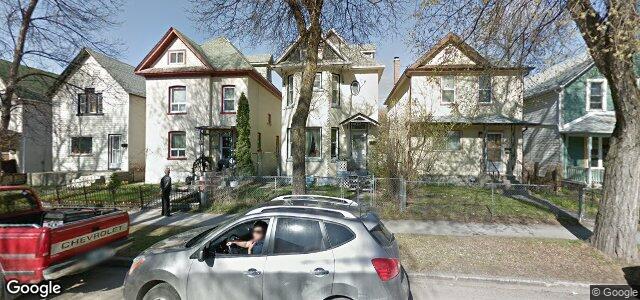 Larawan ng 648 Langside Street sa Winnipeg, Manitoba