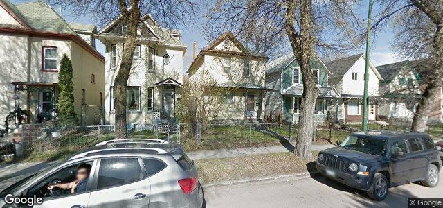 Photo of 652 Langside Street in Winnipeg, Manitoba