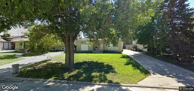 Larawan ng 19 St Moritz Road sa Winnipeg, Manitoba