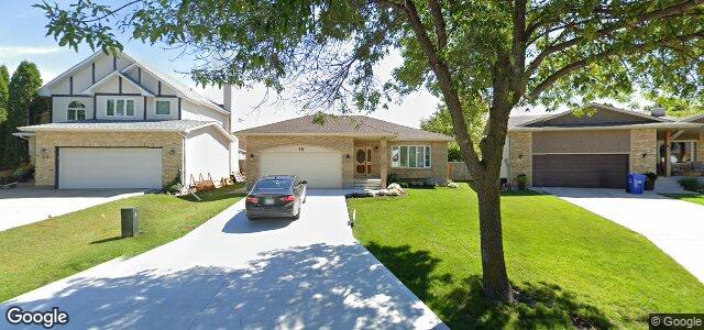 Larawan ng 46 Middlehurst Crescent sa Winnipeg, Manitoba