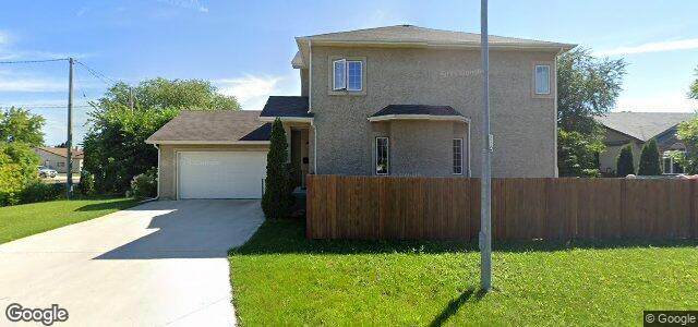 Larawan ng 728 Bonner Avenue sa Winnipeg, Manitoba
