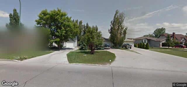 Photo of 1115 Mcleod Avenue in Winnipeg, Manitoba