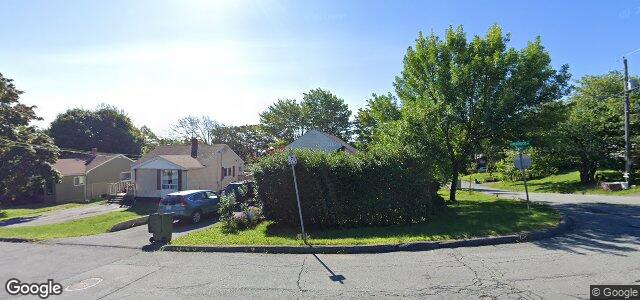 Photo of 104 Frederick Avenue in Winnipeg, Manitoba