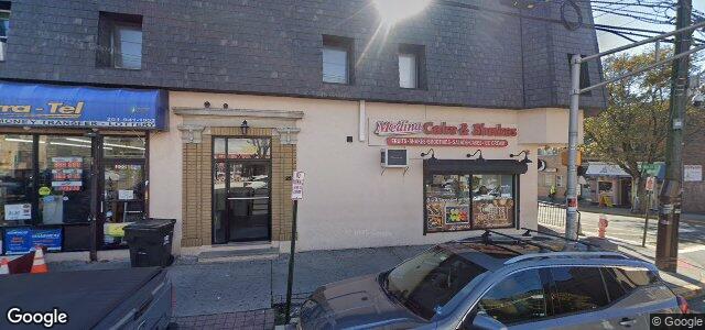 Larawan ng 300 Anderson Avenue sa Winnipeg, Manitoba