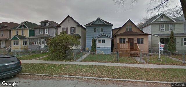 Photo of 312 Inkster Boulevard in Winnipeg, Manitoba