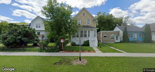Photo of 340 Church Avenue in Winnipeg, Manitoba