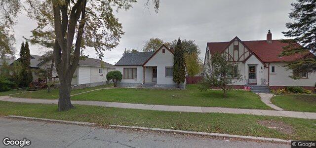 Photo of 348 Inkster Boulevard in Winnipeg, Manitoba