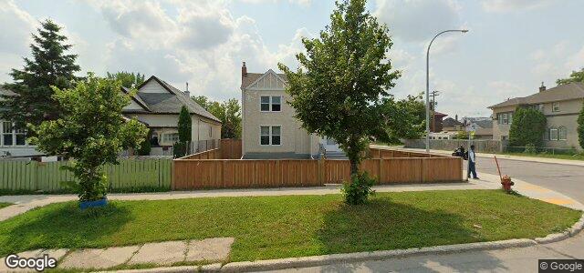 Photo of 356 Cathedral Avenue in Winnipeg, Manitoba