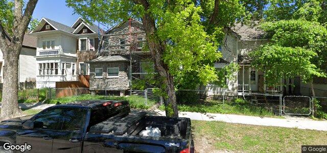 Photo of 381 Redwood Avenue in Winnipeg, Manitoba