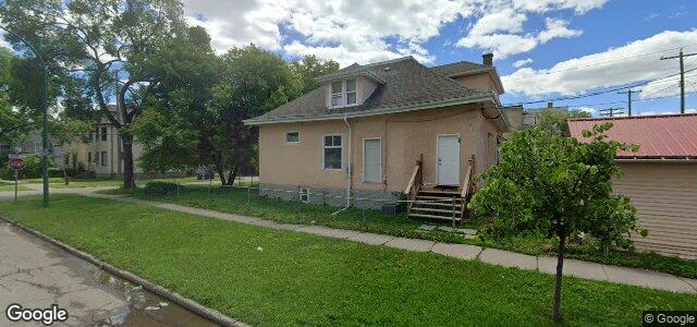 Photo of 396 Aikins Street in Winnipeg, Manitoba