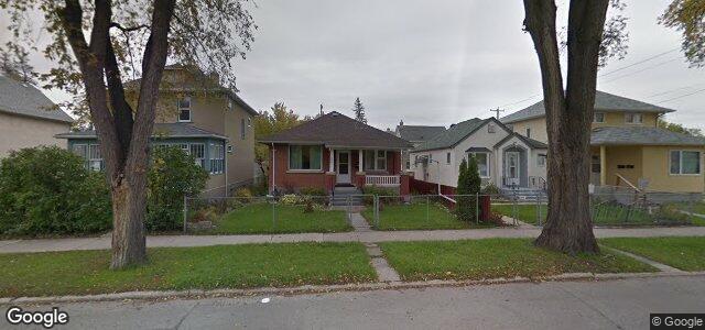 Larawan ng 404 Inkster Boulevard sa Winnipeg, Manitoba