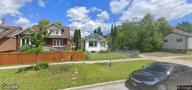 Larawan ng 483 St John'S Avenue sa Winnipeg, Manitoba