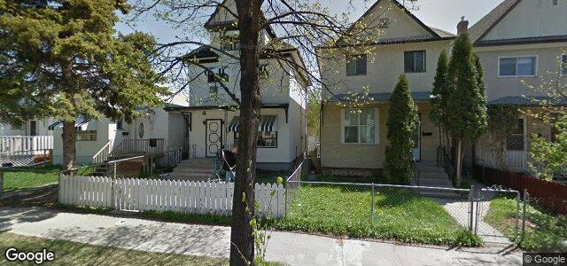 Photo of 611 Banning Street in Winnipeg, Manitoba