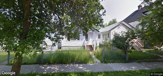 Photo of 619 Banning Street in Winnipeg, Manitoba