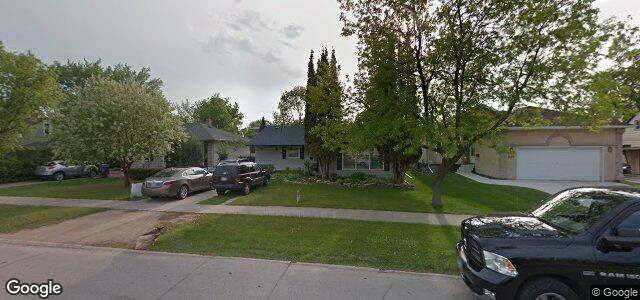 686 Parkdale Street ਦੀ ਫੋਟੋ, ਵਿਨੀਪਿਗ, ਮੈਨੀਟੋਬਾ