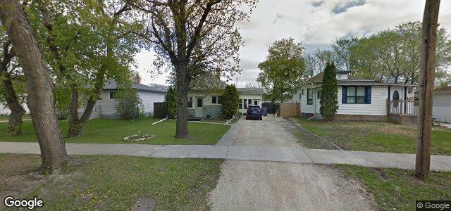 Photo of 709 Vimy Road in Winnipeg, Manitoba