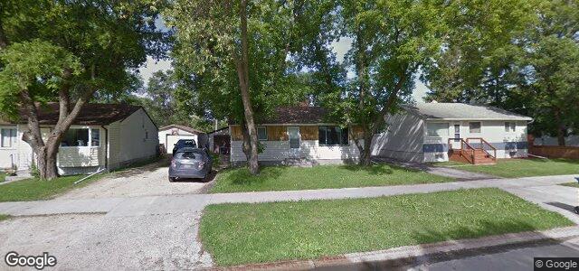 Larawan ng 722 Parkhill Street sa Winnipeg, Manitoba
