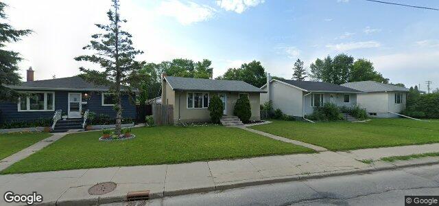 Photo of 233 Gateway Road in Winnipeg, Manitoba