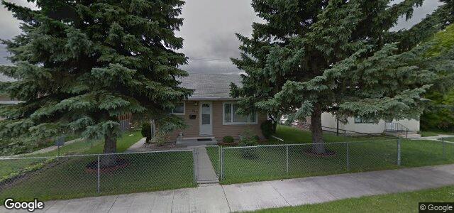 Photo of 618 Harbison Avenue E in Winnipeg, Manitoba
