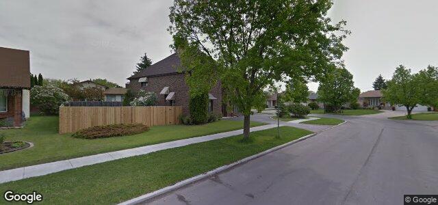 Photo of 215 Ambassador Row in Winnipeg, Manitoba