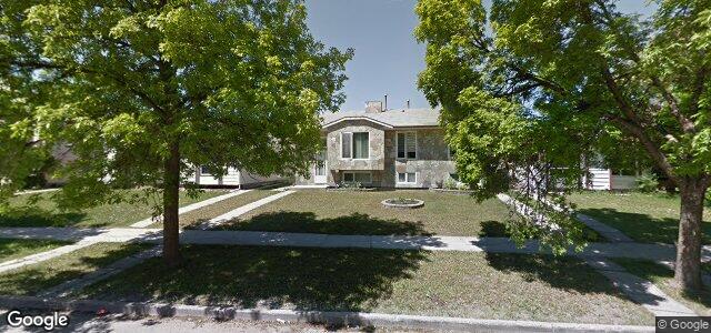 Photo of 3018 Sinclair Street in Winnipeg, Manitoba