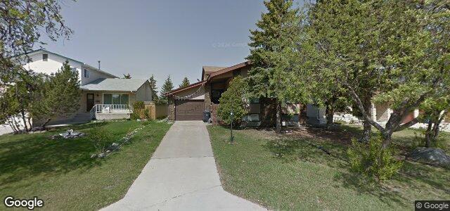 35 Amanda Crescent（加拿大曼尼托巴省溫尼伯市）房屋照片