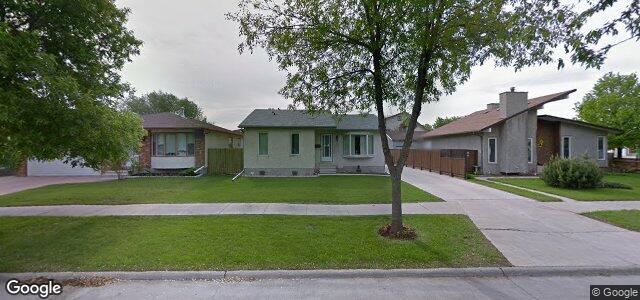 Photo of 7 Blackthorne Bay in Winnipeg, Manitoba