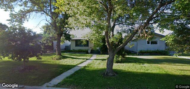 Larawan ng 10 Kenville Crescent sa Winnipeg, Manitoba