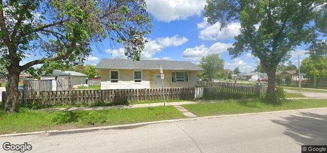 121 Mapleglen Drive ਦੀ ਫੋਟੋ, ਵਿਨੀਪਿਗ, ਮੈਨੀਟੋਬਾ