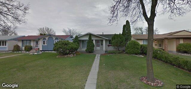 Larawan ng 38 Mankato Crescent sa Winnipeg, Manitoba