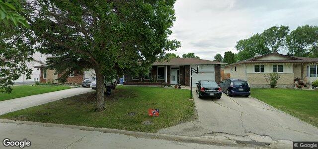 Photo of 70 Pickley Crescent in Winnipeg, Manitoba
