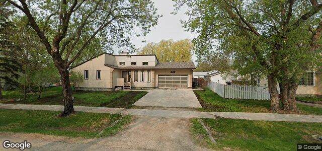 Photo of 227 Mcfadden Avenue in Winnipeg, Manitoba