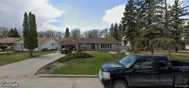Photo of 516 Bower Boulevard in Winnipeg, Manitoba