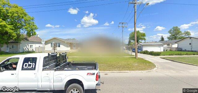 Photo of 1983 Selkirk Avenue in Winnipeg, Manitoba