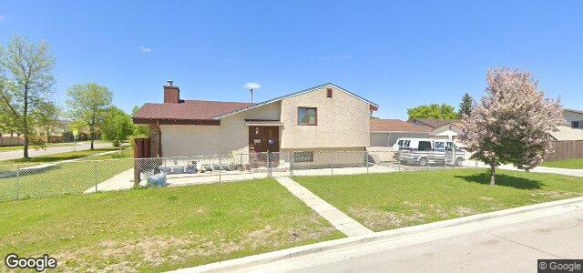 2379 Burrows Avenue ਦੀ ਫੋਟੋ, ਵਿਨੀਪਿਗ, ਮੈਨੀਟੋਬਾ
