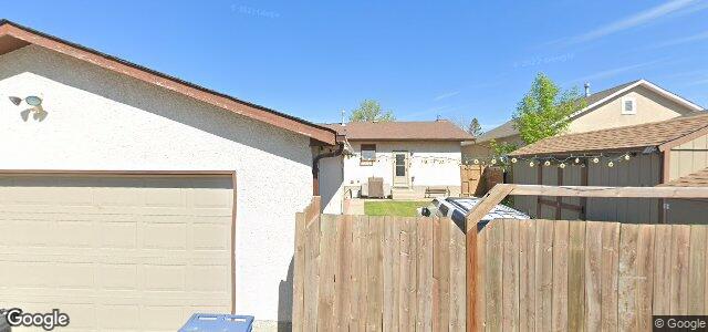 421 Egesz Street ਦੀ ਫੋਟੋ, ਵਿਨੀਪਿਗ, ਮੈਨੀਟੋਬਾ