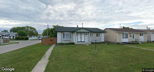 Photo of 47 Gainsborough Cove in Winnipeg, Manitoba