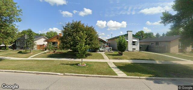 Larawan ng 51 Kinver Avenue sa Winnipeg, Manitoba
