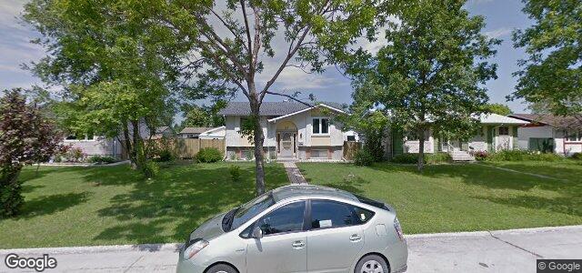 Larawan ng 27 Mccreedy Road sa Winnipeg, Manitoba