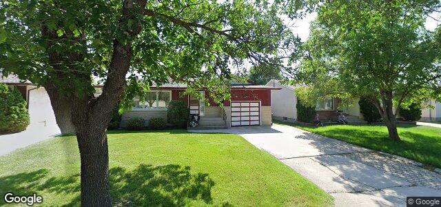 Larawan ng 49 Siddall Crescent sa Winnipeg, Manitoba