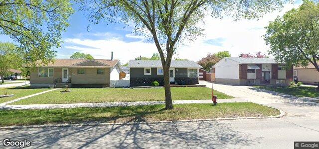 Photo of 865 Louelda Street in Winnipeg, Manitoba