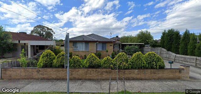 Larawan ng 40 Regal Avenue sa Winnipeg, Manitoba