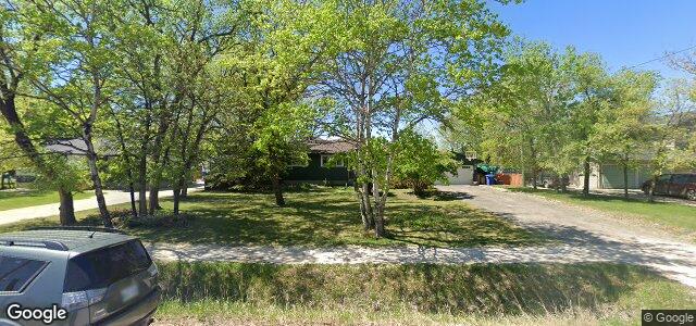 Larawan ng 390 Laxdal Road sa Winnipeg, Manitoba